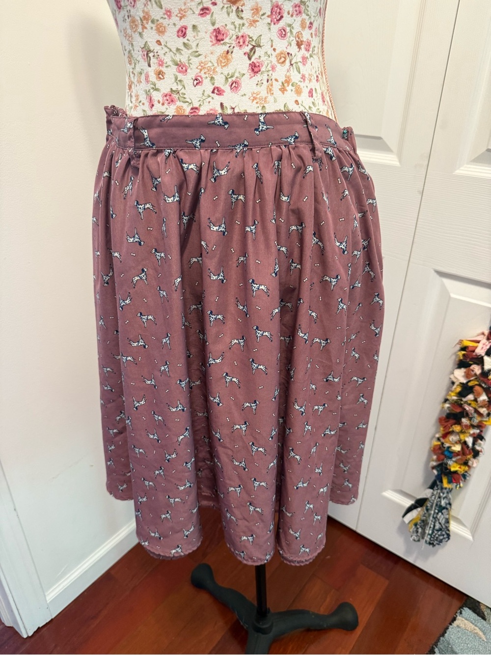 Xhilaration Mauve Printed Skater Skirt